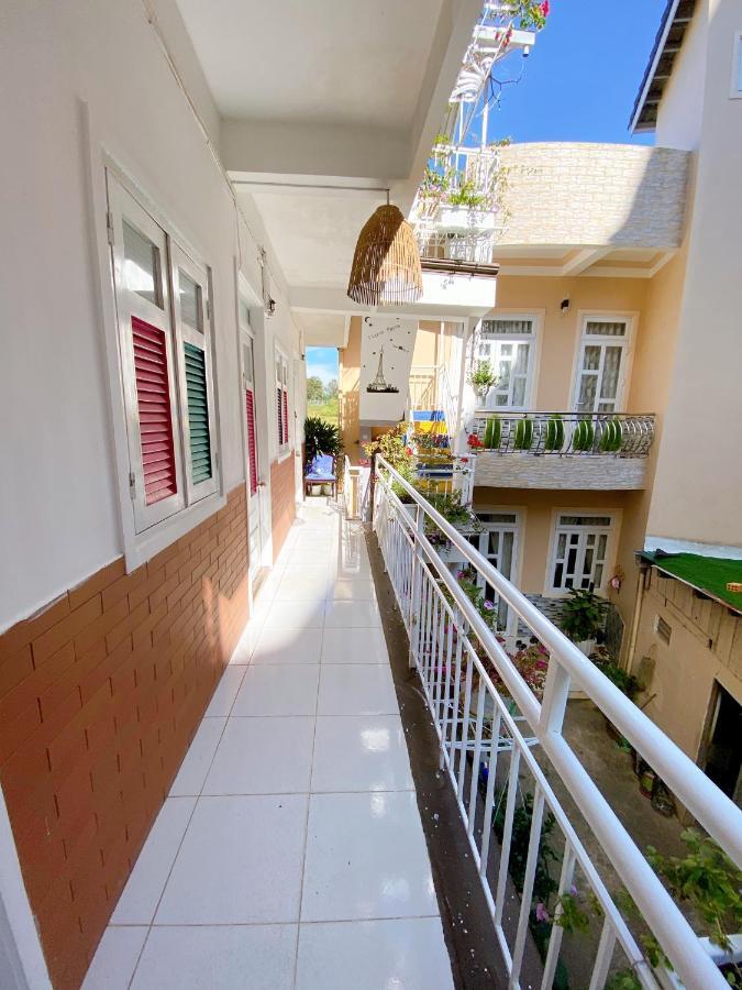 Suri'S House Homestay ダラット エクステリア 写真
