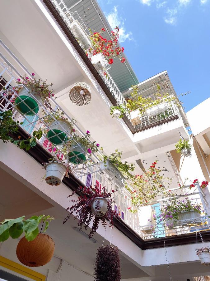 Suri'S House Homestay ダラット エクステリア 写真
